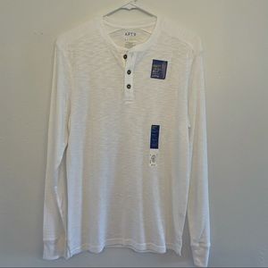 NWT APT. 9 Men’s Henley white long sleeve shirt